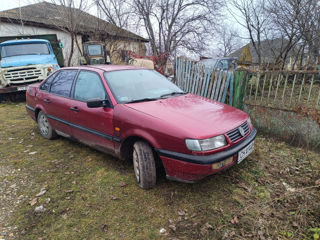 Volkswagen Passat foto 3