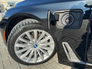 BMW 7 Series foto 19