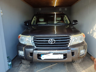 Toyota Land Cruiser foto 3