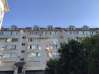 Apartament cu 2 camere, 87 m², Buiucani, Chișinău foto 1