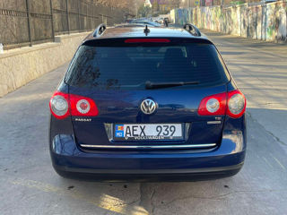 Volkswagen Passat foto 2