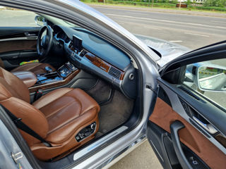 Audi A8 фото 5
