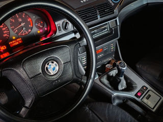 BMW 5 Series foto 3