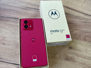 Смартфон Motorola Moto G84 5G 12/256GB NFC Viva Magenta