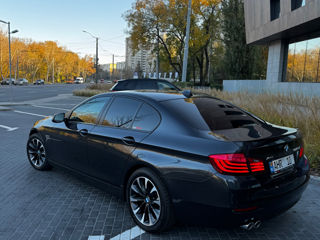 BMW 5 Series foto 3