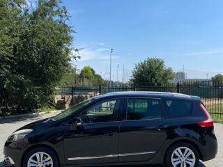 Renault Grand Scenic foto 3