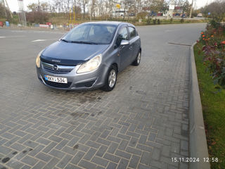 Opel Corsa foto 2