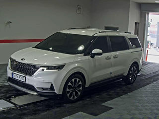 KIA Carnival foto 1