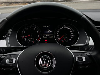 Volkswagen Passat foto 9