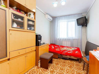 Apartament cu 3 camere, 60 m², Buiucani, Chișinău foto 3