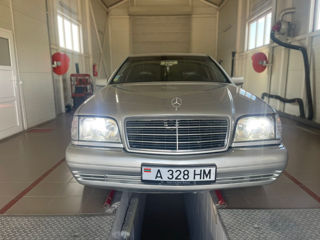 Mercedes S-Class foto 1