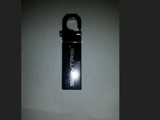 USB Flash Memory, drives (stick memorie). foto 1