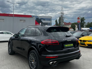 Porsche Cayenne foto 4