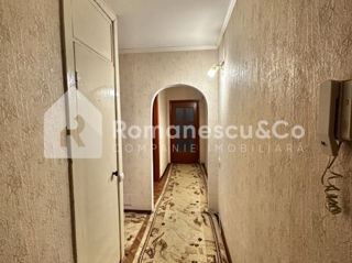 Apartament cu 2 camere, 46 m², Buiucani, Chișinău foto 11