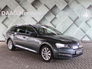 Skoda Superb foto 3