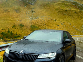 Skoda Superb foto 3