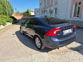 Volvo S60 foto 6