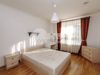 Casă lîngă C.C.Malldova, 3 dormitoare+living, 650 euro ! foto 6