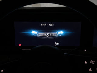 Mercedes E-Class foto 6