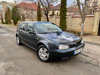 Volkswagen Golf foto 4