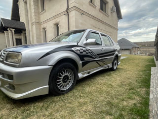Volkswagen Vento foto 1