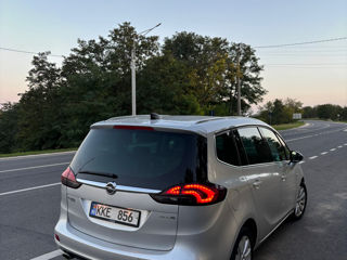 Opel Zafira foto 3