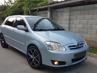 Toyota Corolla foto 1