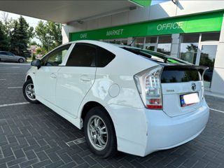 Toyota Prius foto 3