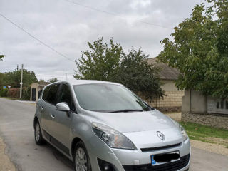 Renault Grand Scenic foto 3