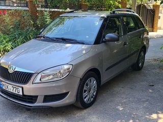 Skoda Fabia foto 1