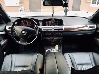 BMW 7 Series foto 9