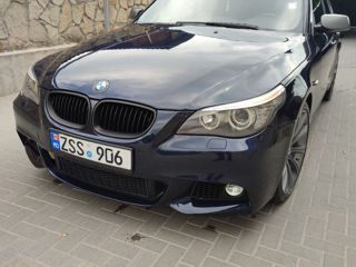 BMW 5 Series foto 5