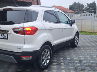 Ford EcoSport foto 4