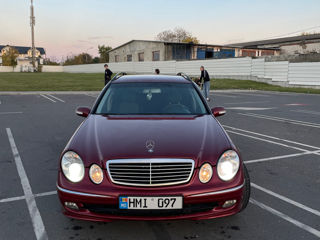 Mercedes E-Class foto 3