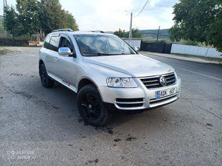 Volkswagen Touareg foto 2