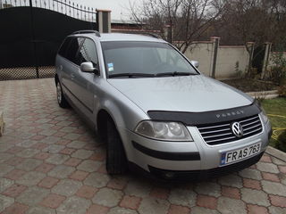 Volkswagen Passat foto 3