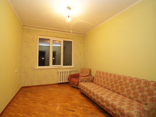 Apartament cu 3 camere, seria 143, Centru, 41000 foto 2