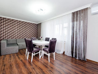 Apartament cu 2 camere, 98 m², Centru, Chișinău foto 5