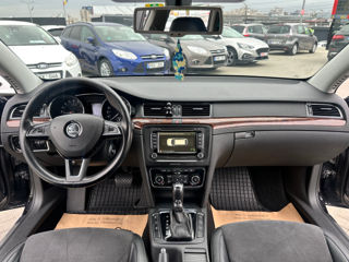 Skoda Superb foto 8