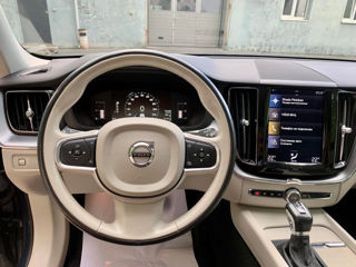 Volvo XC60 foto 10