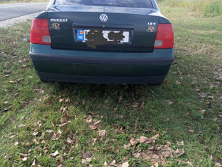 Volkswagen Passat foto 1