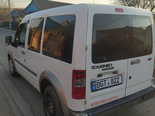 Ford Tourneo Connect foto 4