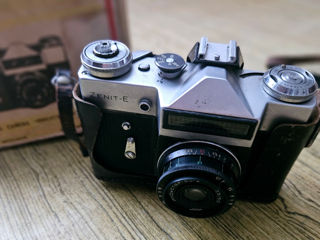 Vanzare aparat foto Zenit-E si accesorii foto 1
