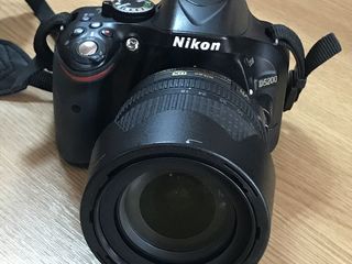 Nikon D5200 foto 1