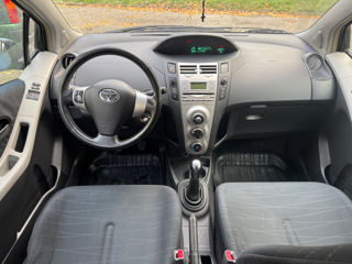 Toyota Yaris foto 5