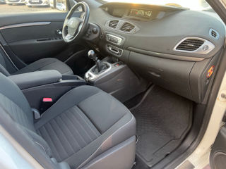 Renault Grand Scenic foto 15