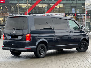 Volkswagen Caravelle foto 4