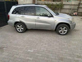 Toyota Rav 4 foto 3