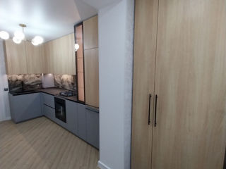 Apartament cu 3 camere, 73 m², Buiucani, Chișinău foto 2