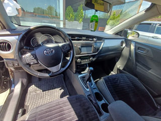 Toyota Auris foto 3